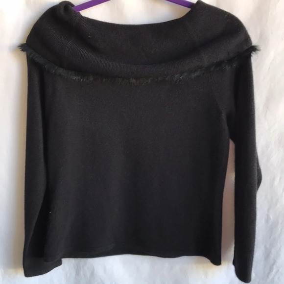 Norton McNaughton Petites black acrylic fur-trimmed sweater, size PS - Picture 4 of 7